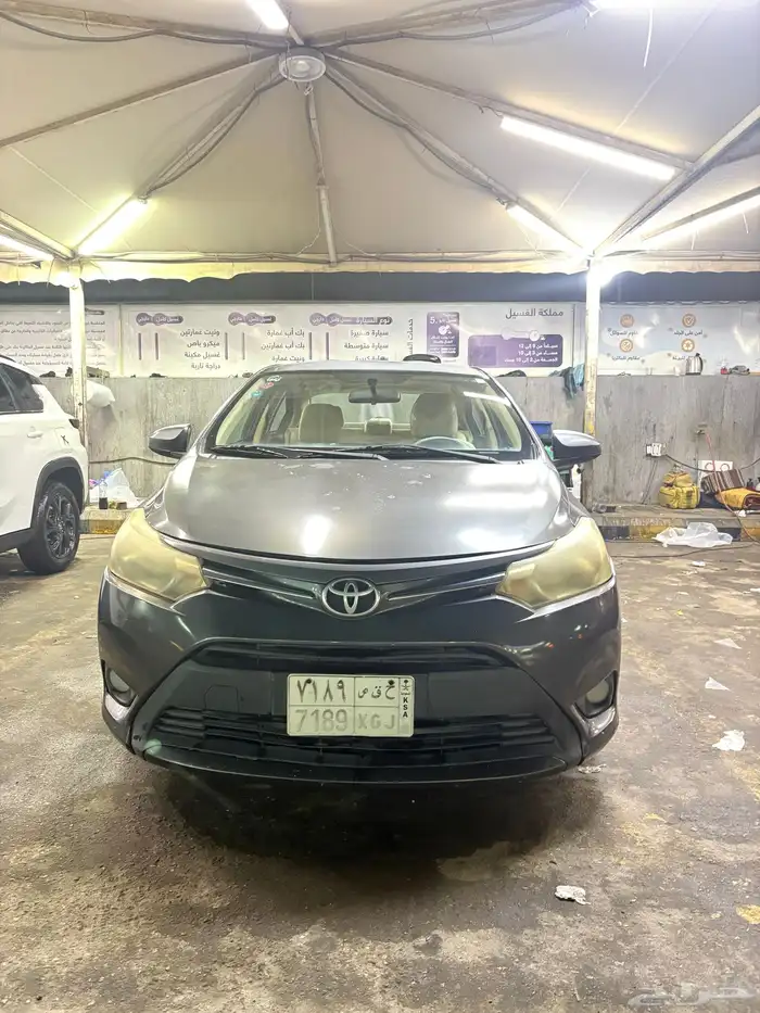 للبيع تويوتا يارس 2015   استخدام مالك واحد فقط 2