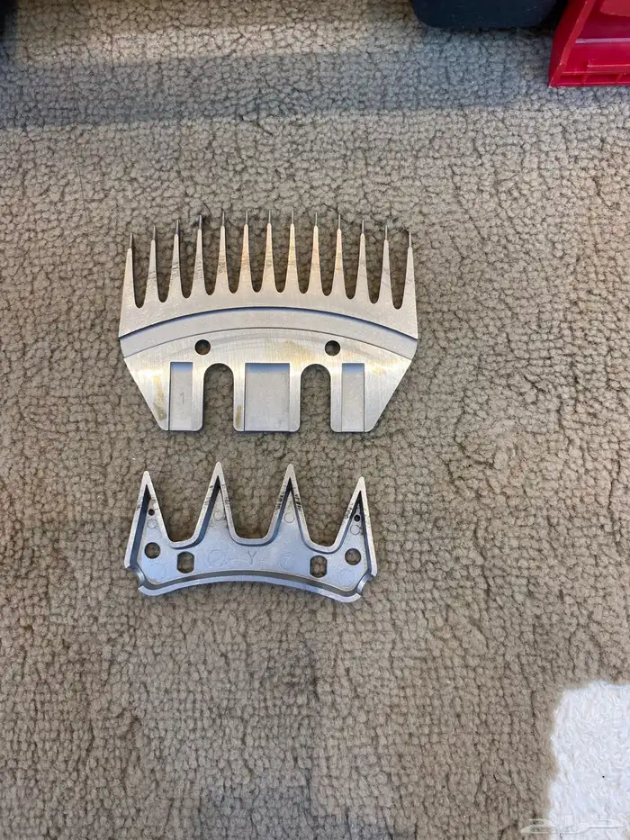 للبيع مكينه حلاقت اباعر بطاريه 9