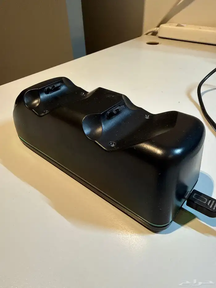 قاعده شحن يدات سوني 4 1