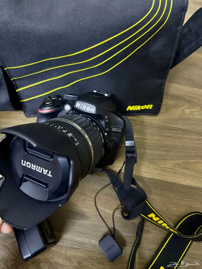 كاميرا نيكون مع عدسة زوم واسعة Nikon D3200 1