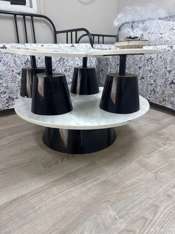 طاولات ارضيه 0