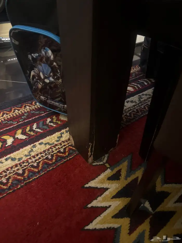 طاولة طعام للبيع 1