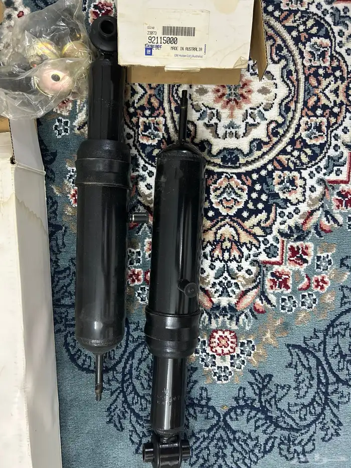 قطع للبيع اللي كابرس من موديل 2004 إلى 2006 Ltz أو ss 2