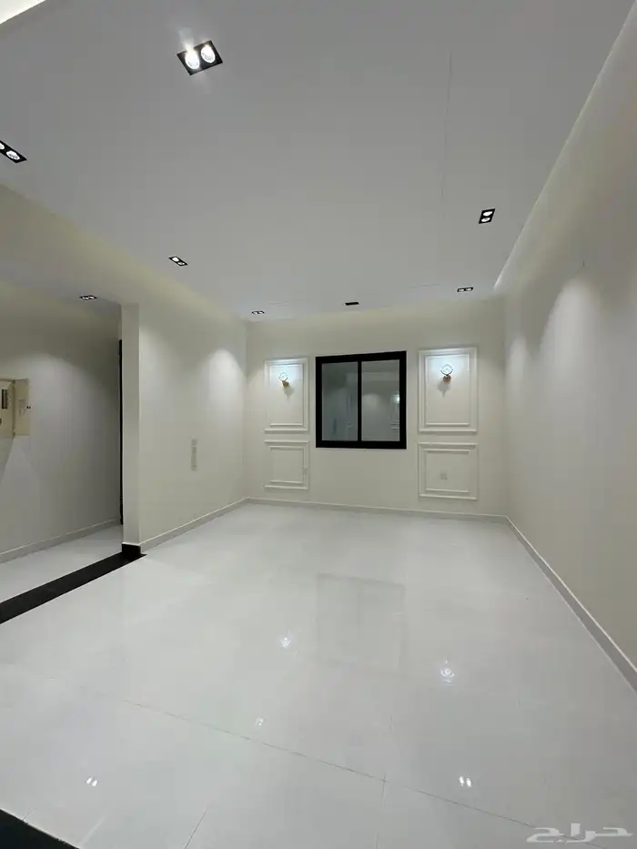 للبيع شقق ارضيه بمدخل سياره بحى المعارض خميس مشيط السعر 570 10