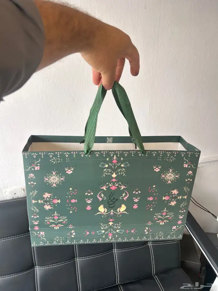 مطبعه اكياس لوقو جلد ستكرات لوقو جلد بوكس 73