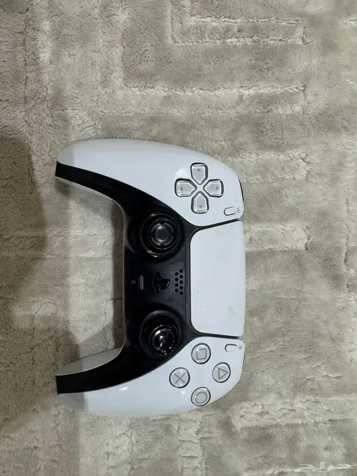 4 يدات سوني للبيع 4