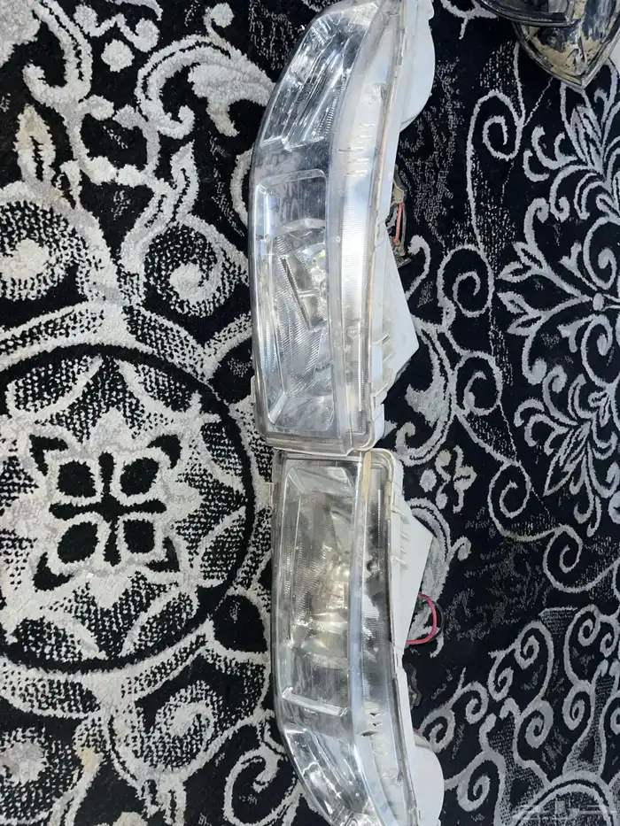 كشافات كابرس 2004 لين 2006 0