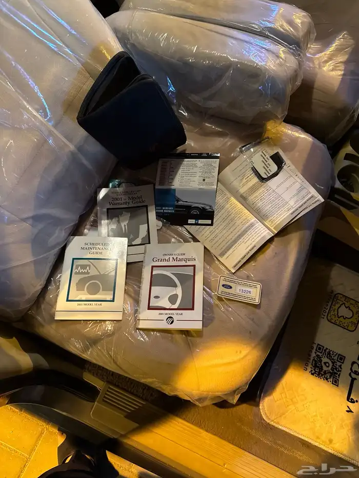 فورد جراند ماركيز 2001 نظيفة 100 63