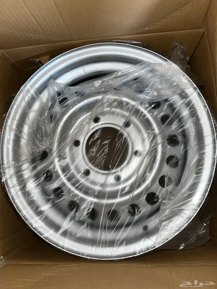 للبيع جنوط دمعه 6 مسامير نضيف ماستخدمته 3