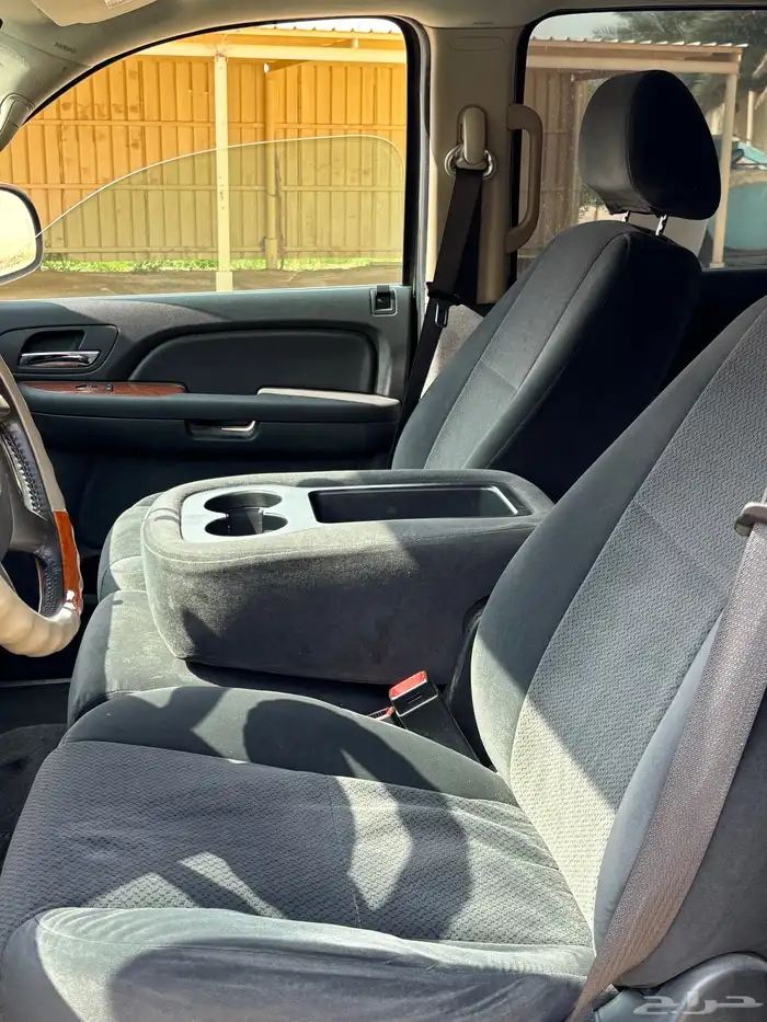 يوكن XL 2007 اسود وكالة مكينة كبيرة 6 لتر 1