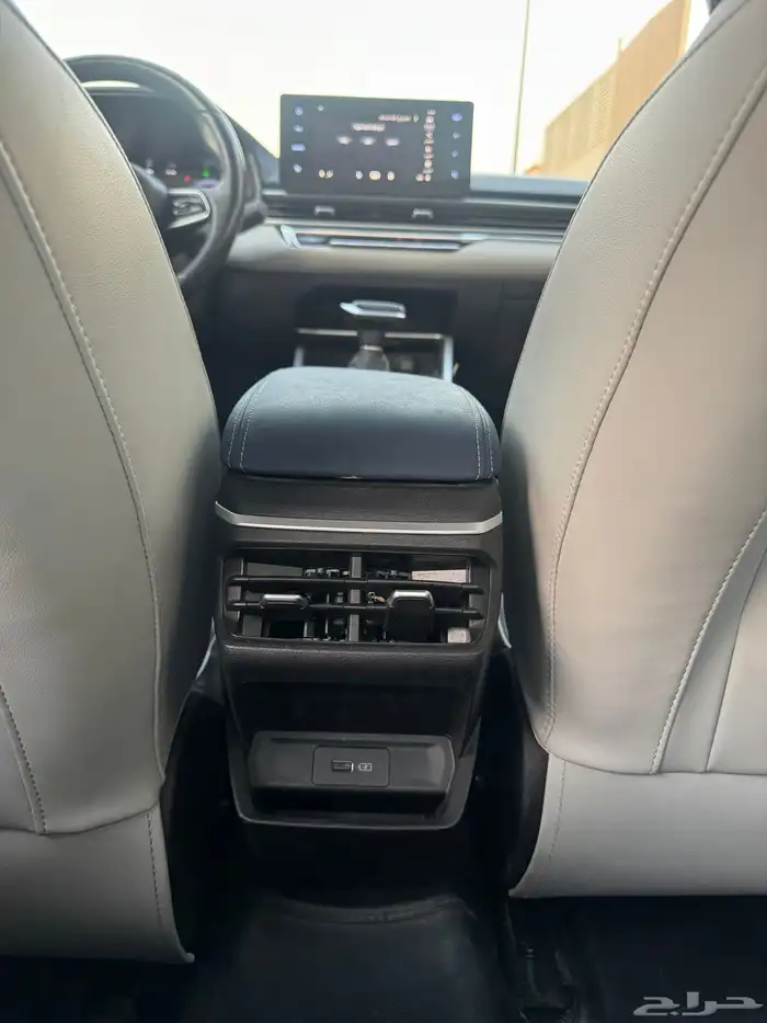 للبيع جيلي امجراند 2023 فل كامل 11