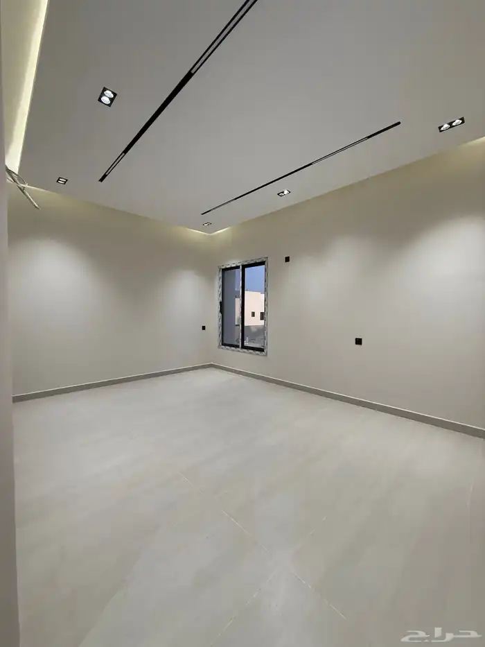 دور علوي فاخر للبيع بحي الصفا 3