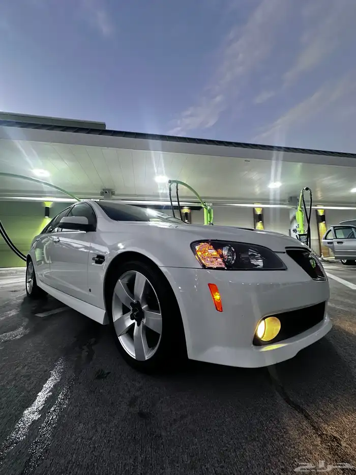 بونتياك g8 2009 20