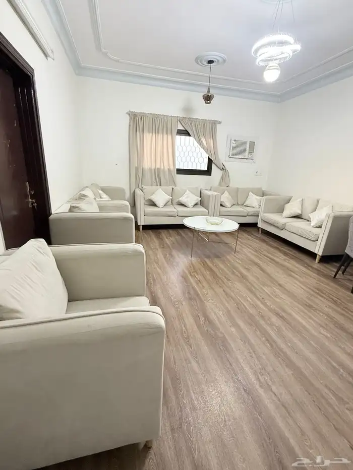 كنب بحاله ممتازه 0