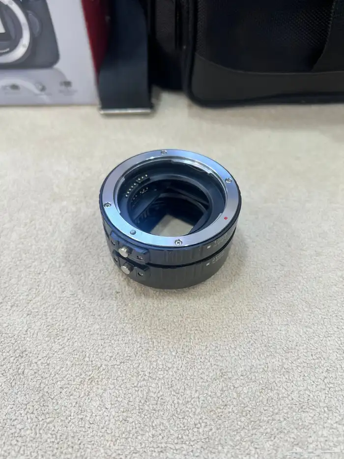 كاميرا كانون 60D مع عدسات 2 5