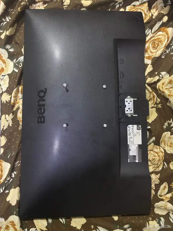 شاشة كمبيوتر 1