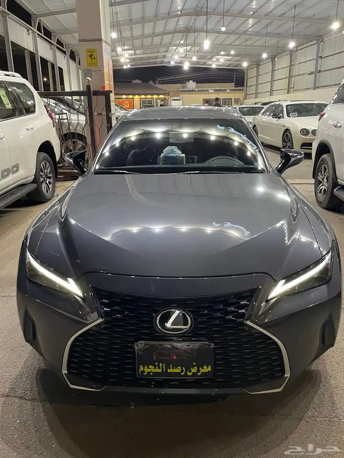 لكزس2024 IS 3