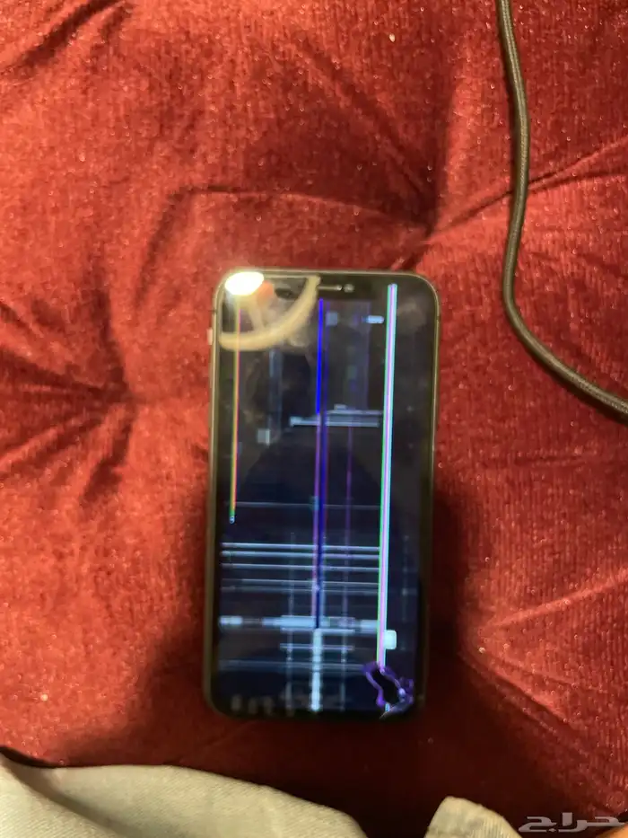 ايفون 11 م انفك مكسور شاشه 0