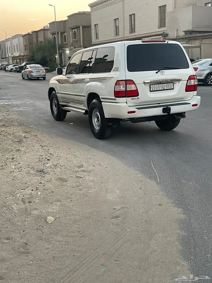 للبيع لاند كروزر 2007 جي اكس أر 18