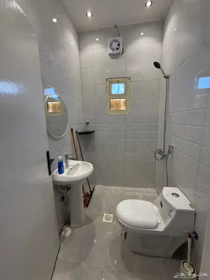 شقة استديو للايجار الشهري 4