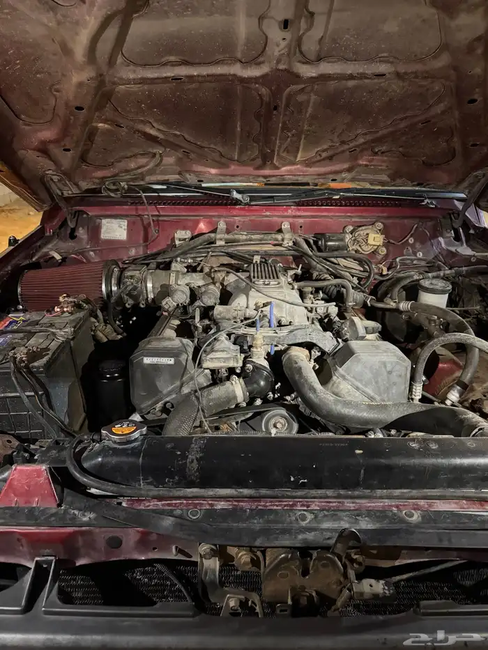 للبيع نيسان سفاري مديل 1997 مكينة لكزس 10