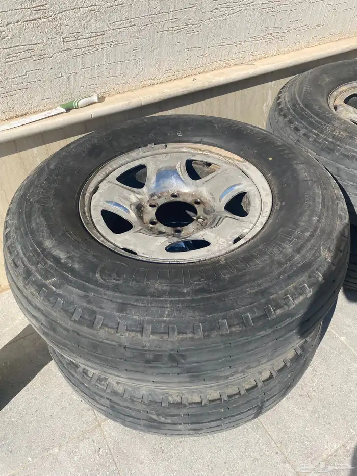 للبيع كفرات بوالين جنط 17 حجم 900 2