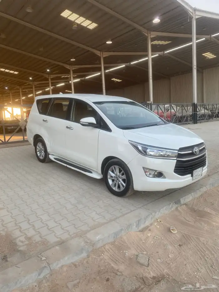 للبيع انوفا 1