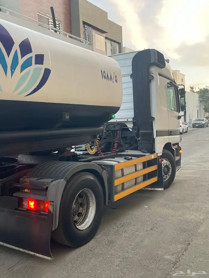 رأس اكتروس مع التانكي 4