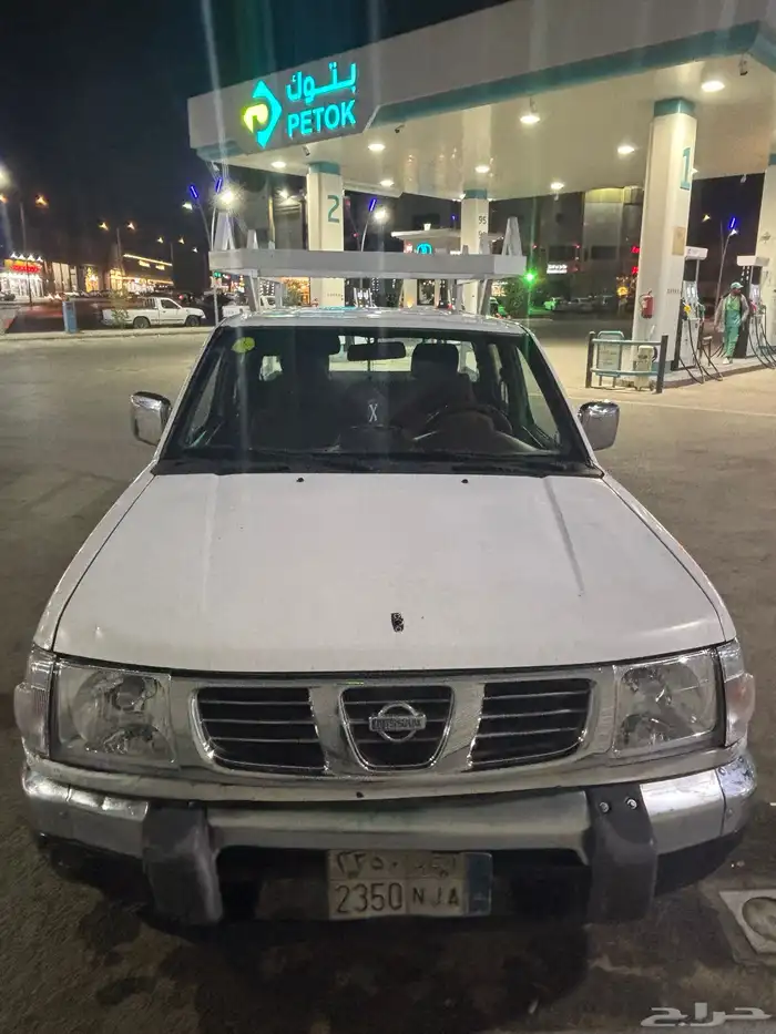 نيسان ددسن 2002 6