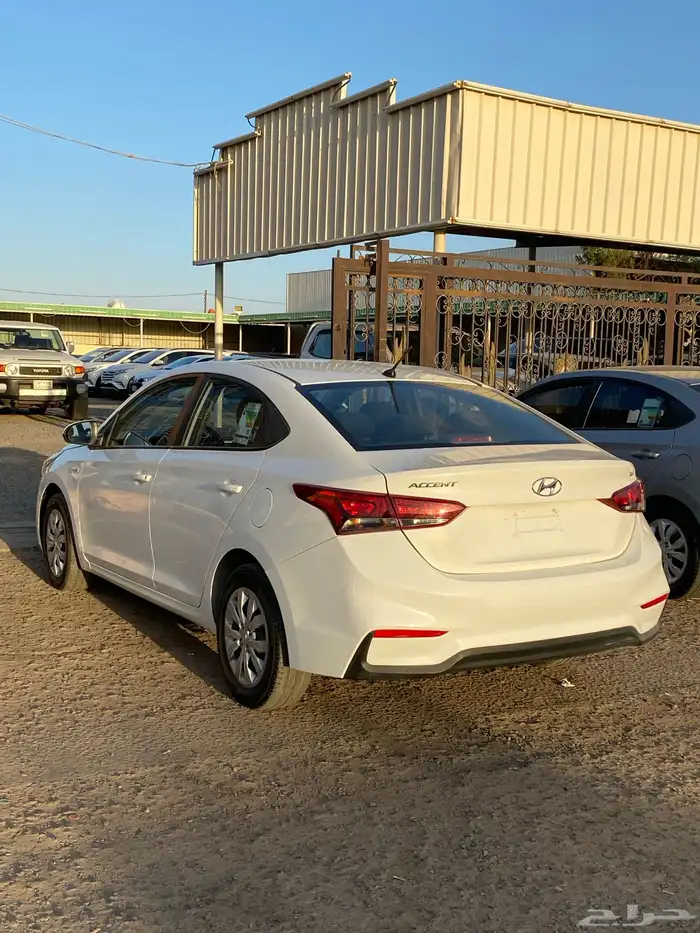 هيونداي اكسنت 2020 محرك 1.6 نظيفة جدا 3
