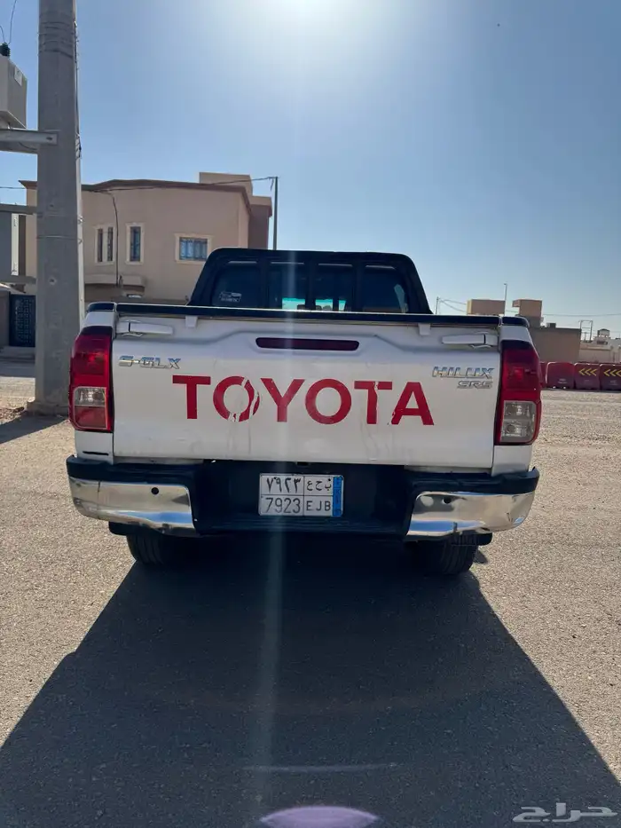 للبيع هايلوكس 2017 م دبل 7