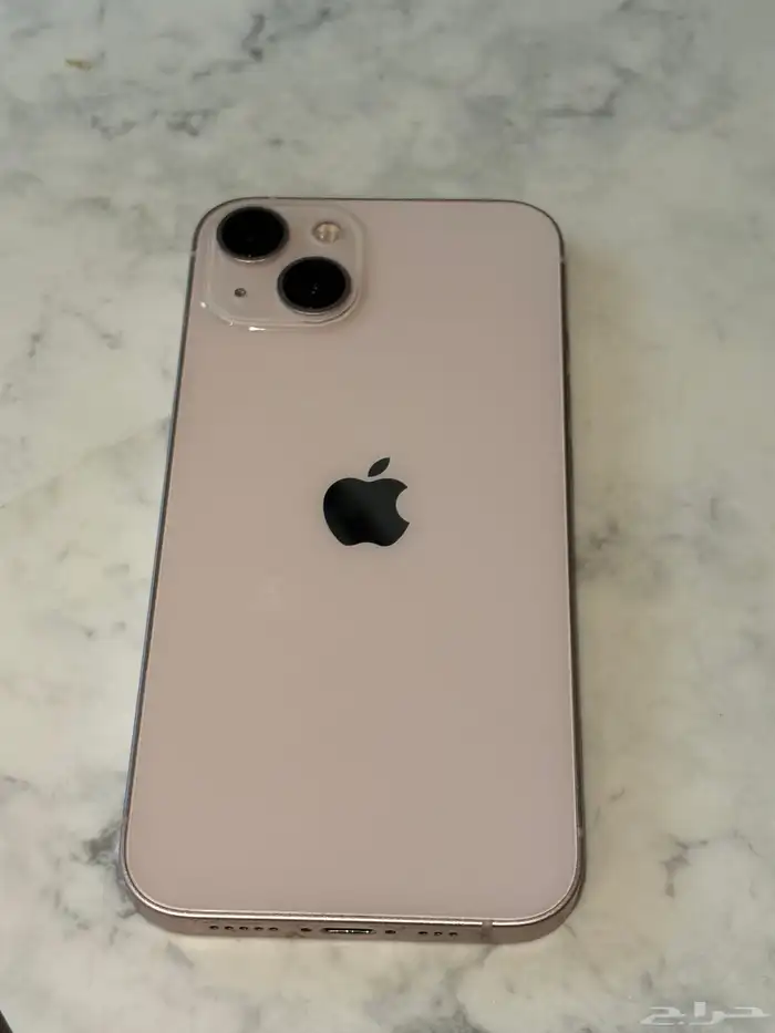 آيفون 13 وردي 0