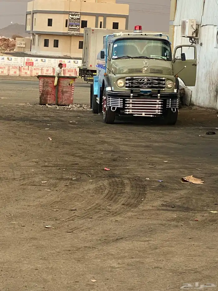 عايدي وايت موديل 82 2