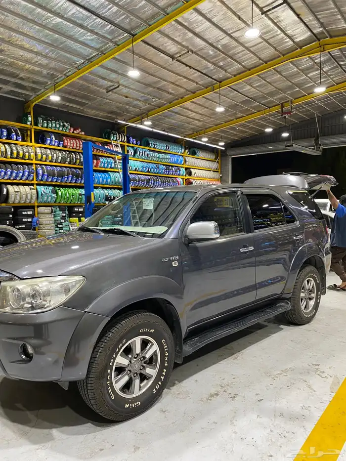 للبيع فورتشنر 2009 1