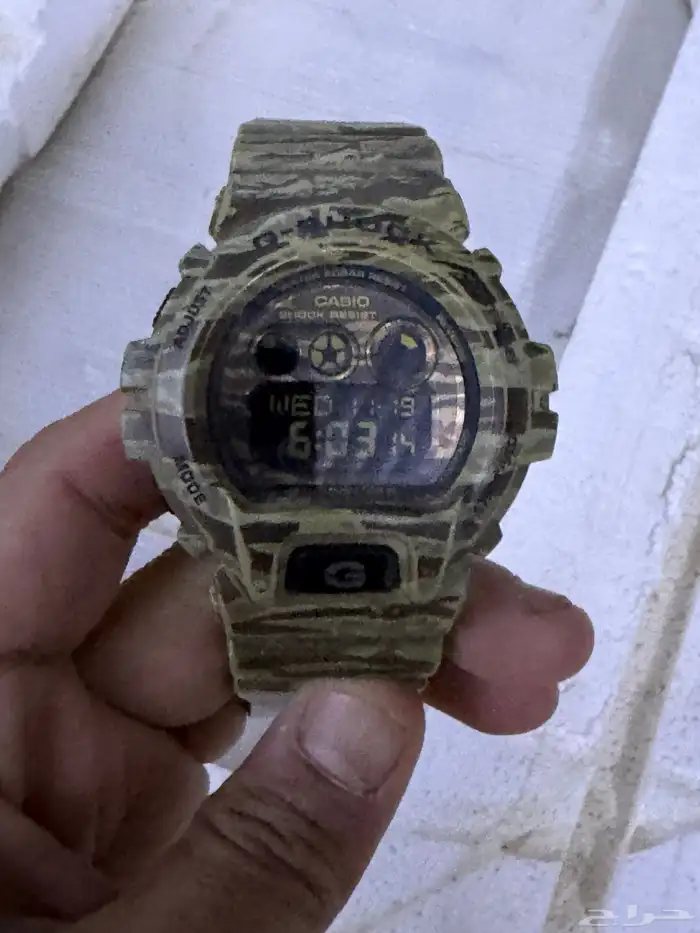 ساعة كاسيو اصلية ضد الماء وفيها مميزات كثير لون مميز ونادر 5