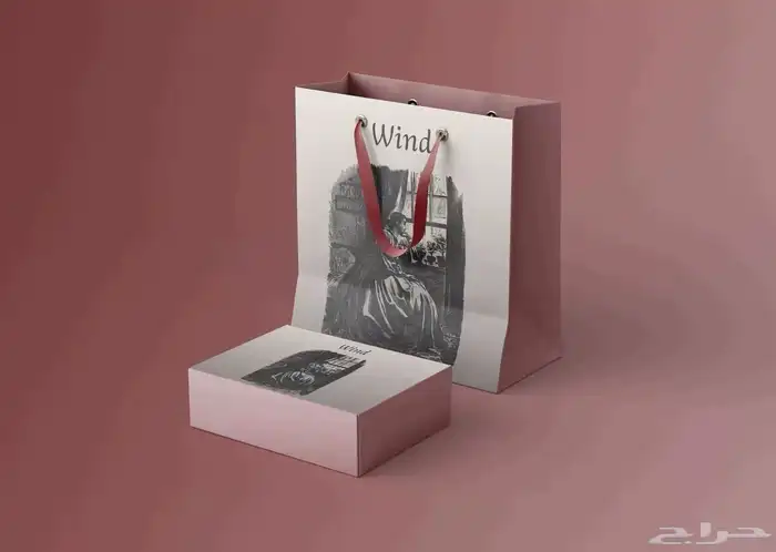 مصممة هويات تجارية خبيرة 12