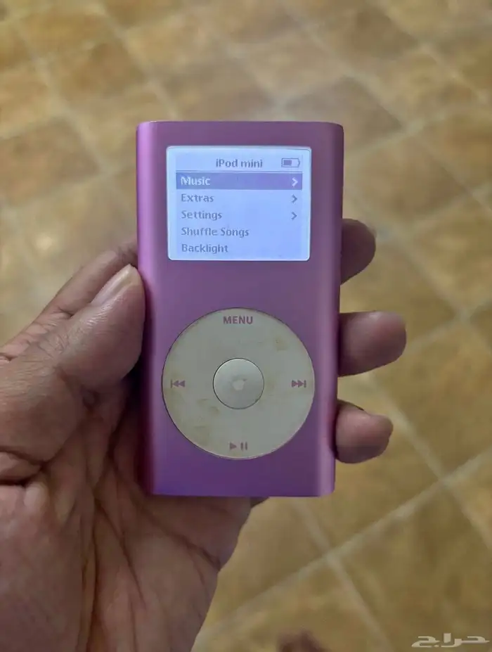 ipodآيبود ميني الجيل الثاني 4 جيجابايت باللون الوردي 3