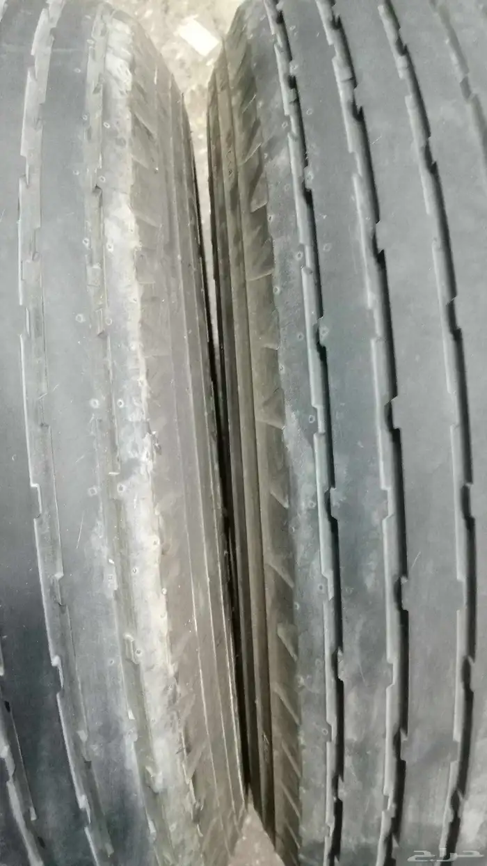 كفرات بالون 900 16ماكسس نظيفه بزرعه مع جنوط هلل 9