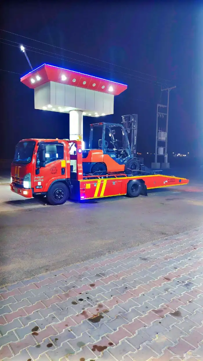 سطحة لسحب ونقل السيارات داخل الرياض وخارج الرياض الي أي أتجا 0