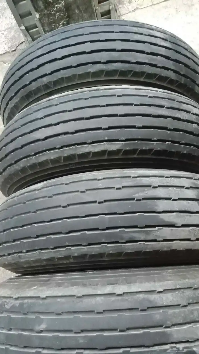 كفرات بالون 900 16ماكسس نظيفه بزرعه مع جنوط هلل 6