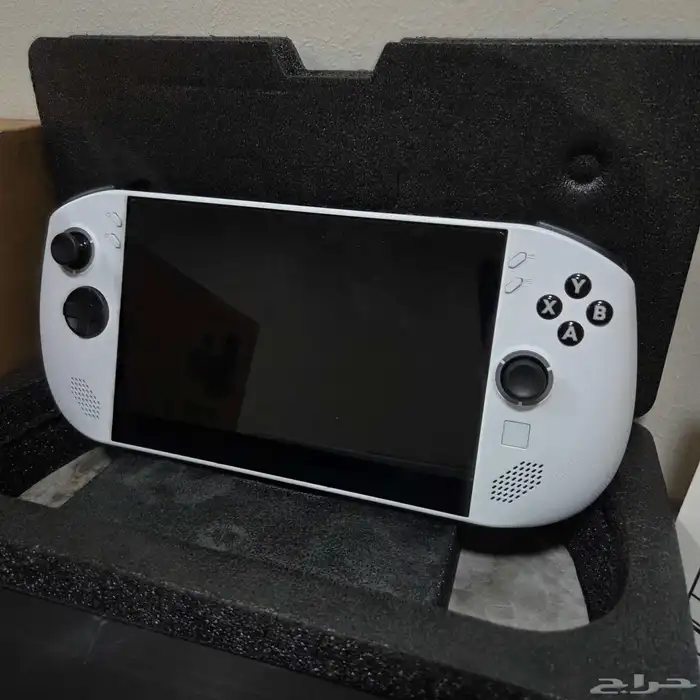 جهاز العاب متنقل Lenovo Legion (ضمان جرير) 1