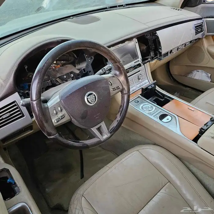 جاكوار اكس اف 2010 5