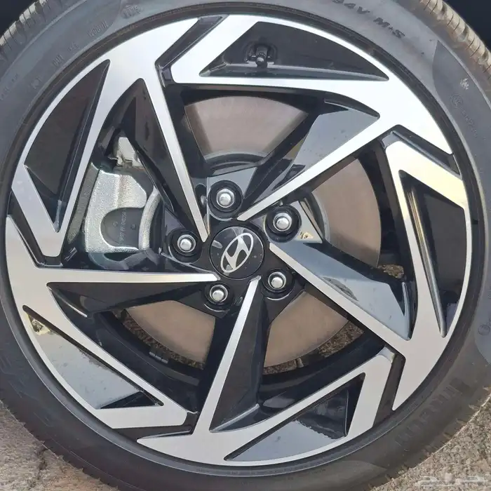 هونداي سوناتا 2025 بريميوم خليجي السعر 127 شامل الضريبة 18