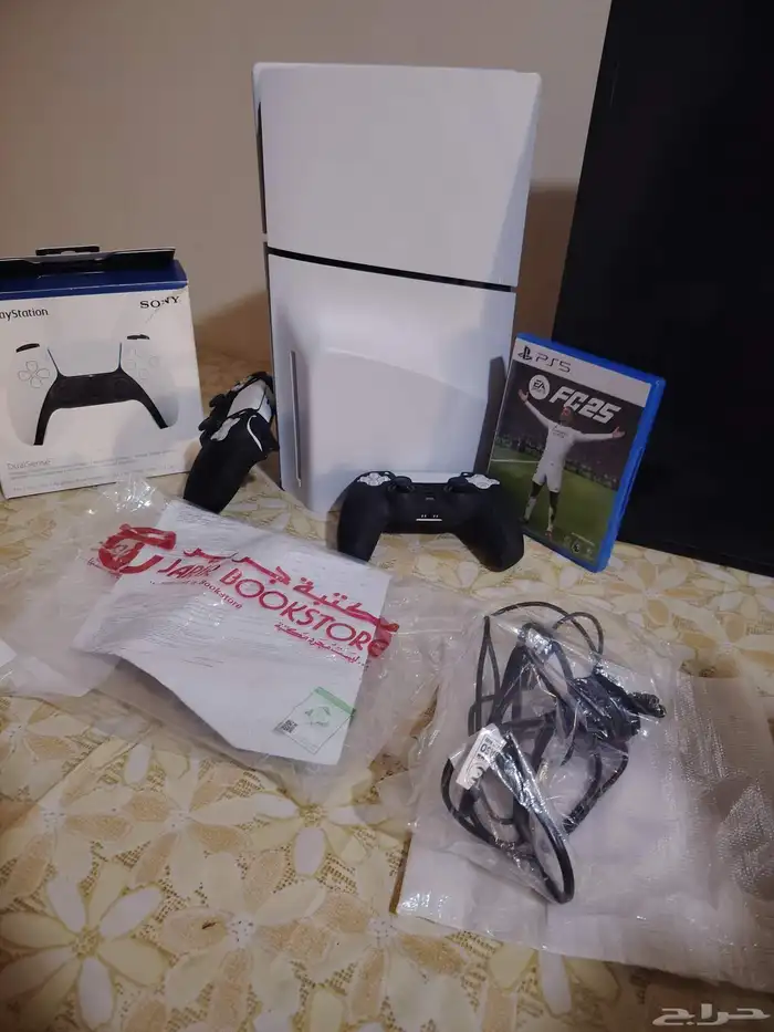 السلام عليكم ورحمه الله الجهاز بلاي ستيشن 5 سليم 1 تيرا جديد 0