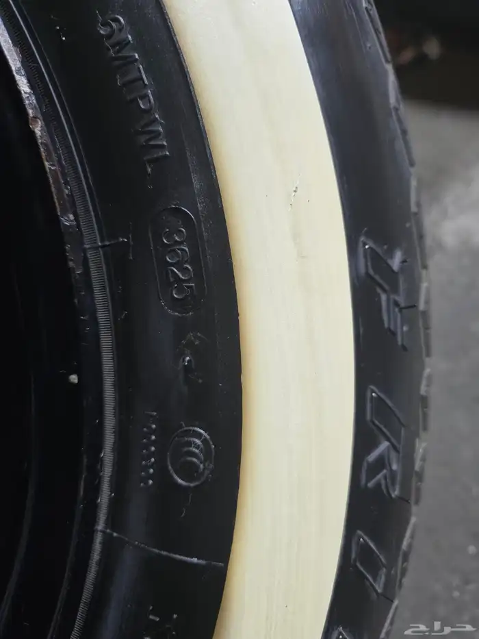 جنوط هيلكس مرسيدس مع كفرات مستخدم نضيف مقاس 205 75 1 1