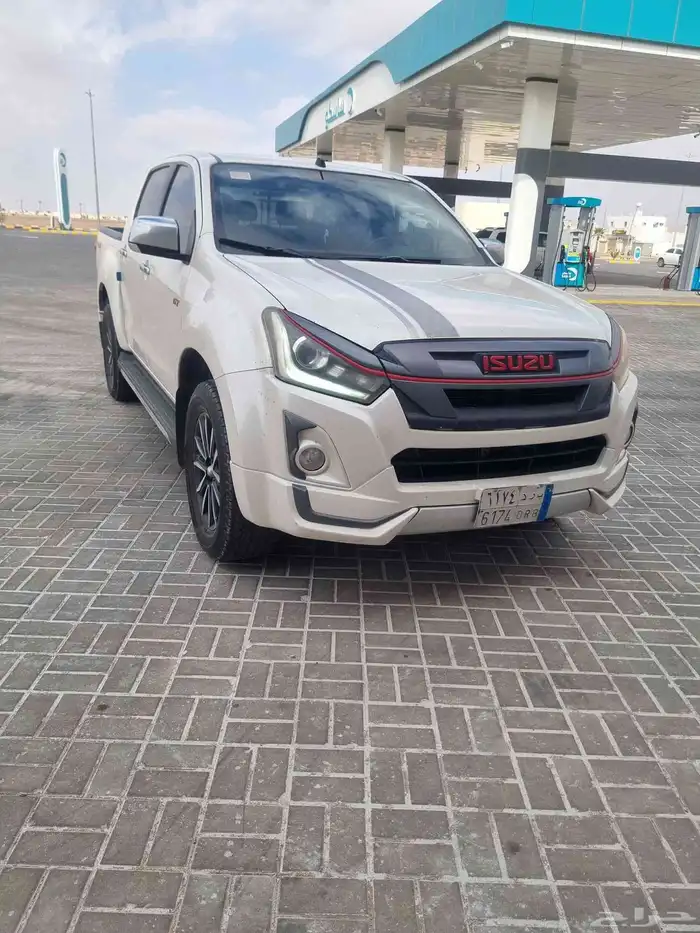 ايسوزو ديماكس GT 2020 0