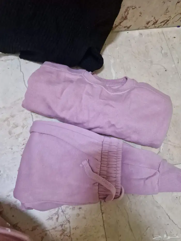 ملابس بناتي مستعمله للبيع 0