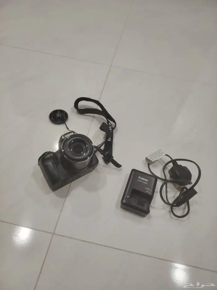 كاميرا تصوير احترافية من نوع كانون بكامل ملحقاتها مع شنطة 2