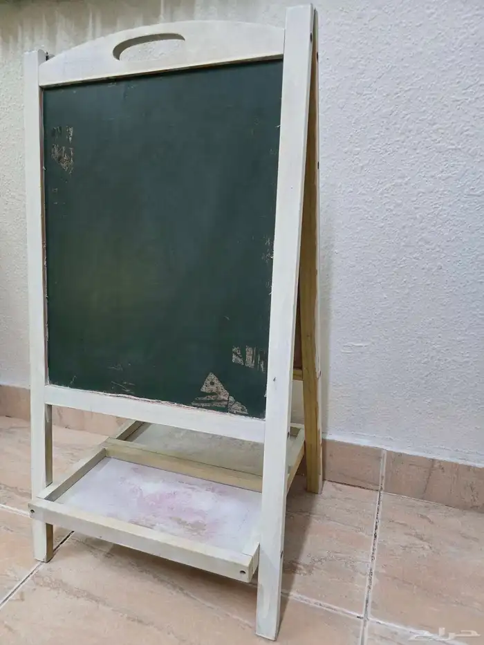 سبورة أطفال للبيع مع امكانية التوصيل للأحياء المجاورة 2