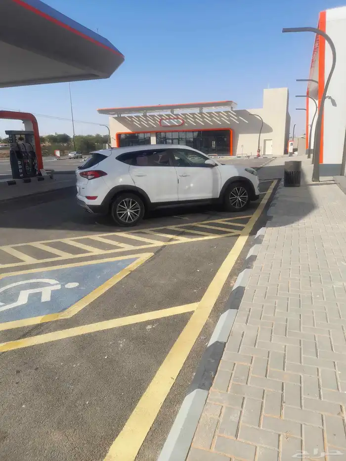 هونداي توسان ديزل 2017 ماشي 400 الف قابل للزياده 1